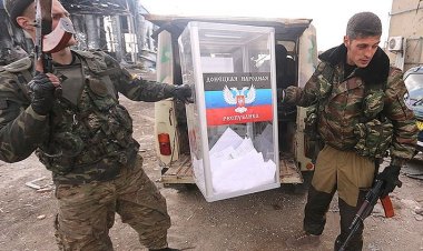 U﻿kraine: A﻿matora ane yiswe aya kamarampaka yarangiye mu turere tugenzurwa n'Uburusiya