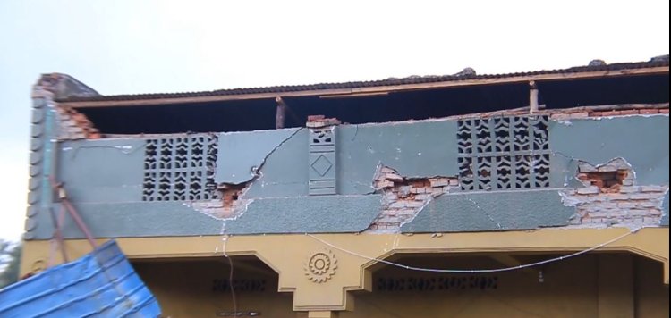 Musanze:  Ibiza byasenyeye abaturage binangiriza ibikorwaremezo (Amafoto)