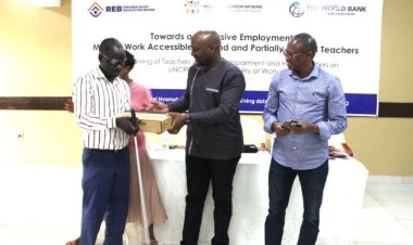 Amashuri arasabwa kutajya atungurwa no guhabwa abarimu bafite ubumuga bwo kutabona