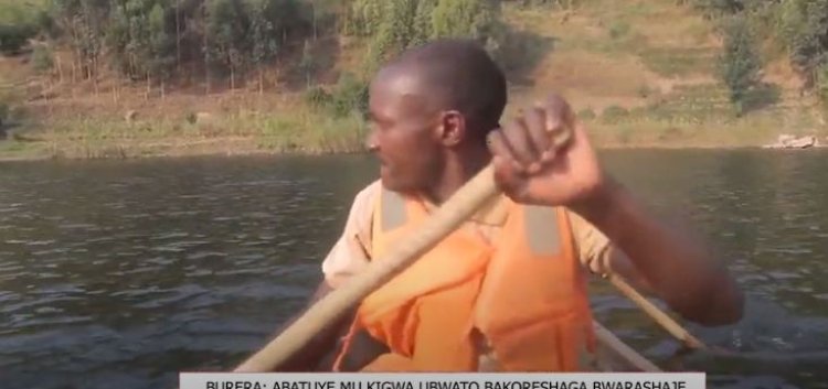 Burera: Abatuye mu kirwa cyo mu Kiyaga cya Burera baravuga ko ubwato bahawe bwangiritse.