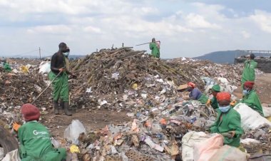 Huye: Urubyiruko rutunganya imyanda ruragira inama abandi