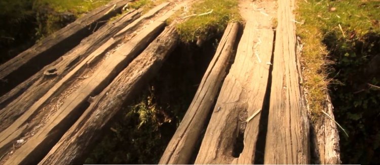 Musanze: Abaturage bo mu murenge wa Gataraga barasaba ko basanirwa ikiraro cyangiritse