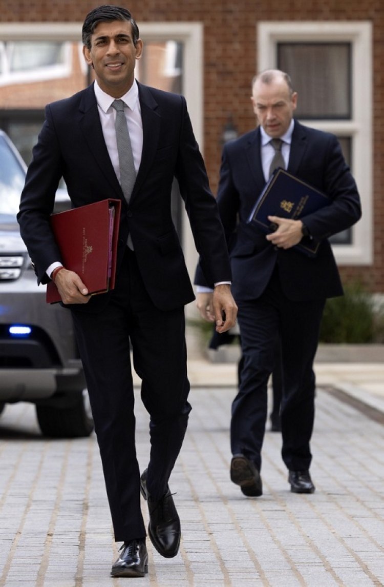 Opposition vows to prevent UK economy trailing Poland