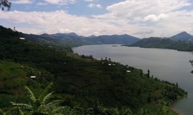 Burera: Abakoresha amazi y'ikiyaga cya Ruhondo barasaba ibinini by'inzoka