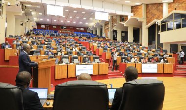 Hakwiye gushyirwaho ubugenzuzi bwimbitse ku mishinga ihombya Leta