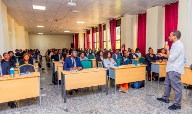 Bamwe mu banyeshuri biga iby’amategeko baravuga ko hakiri icyuho mu kuyubahiriza