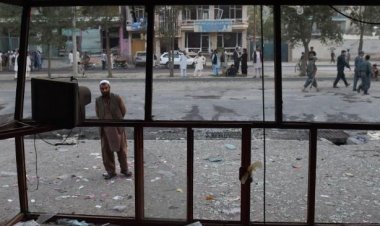 Afghanistan: Abantu 11bapfuye, 30 barakomereka mu gushyingura Guverineri.