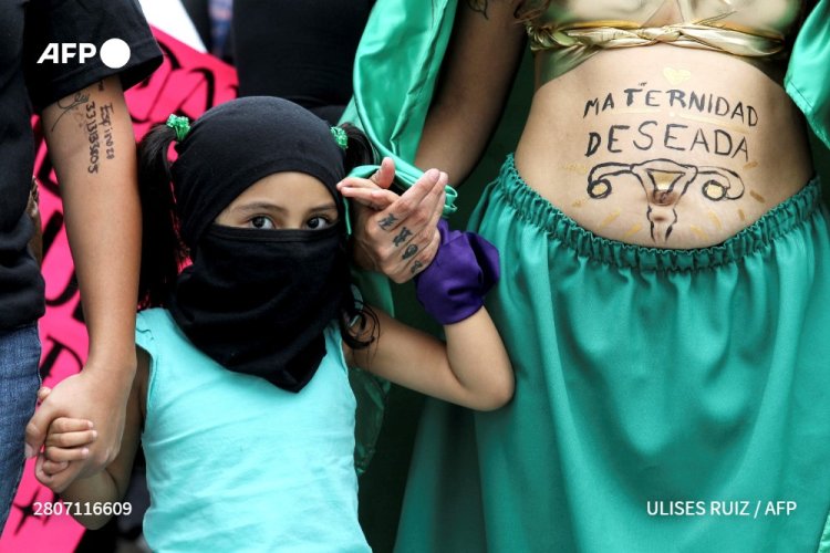 Mexique: Abagore bemerewe kwamagana amategeko ahana gukuramo inda