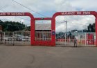 Musanze: Abagenzi ba Musanze-Kinigi barinubira kugenda bacigatiye n’imitwaro iremereye.