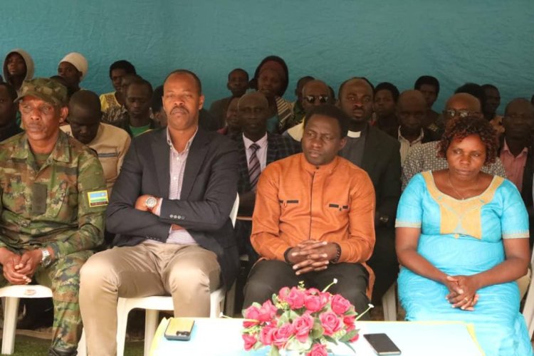 Nyaruguru: Abaturage basabwe gukomeza umuco wo gukunda igihugu.