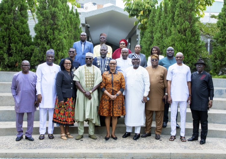 Abagize komisiyo ishinzwe abakozi muri Nigeria bari mu ruzinduko mu Rwanda