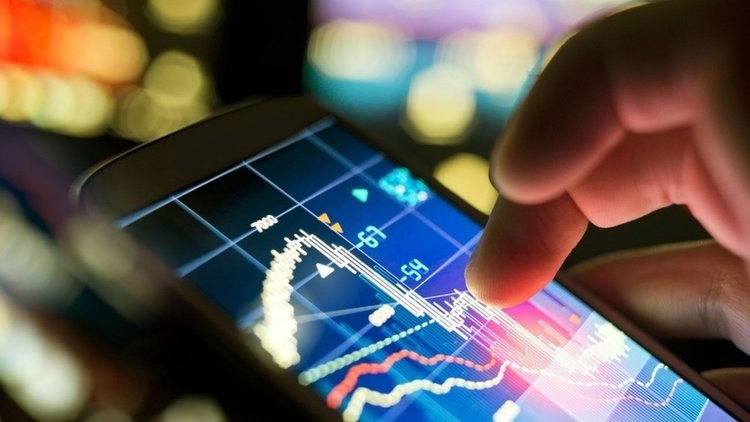 Abanyarwanda barashishikarizwa kwitabira gukoresha ikoranabuhanga cyane