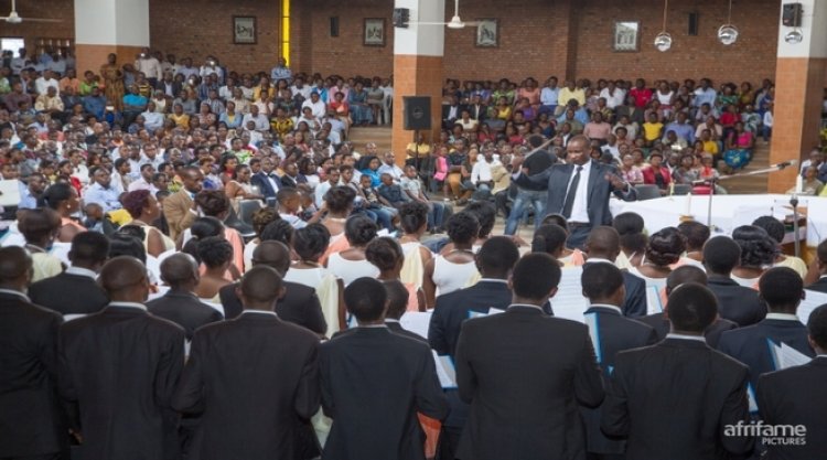 Haribazwa impamvu amadini n'amatorero n'imiryango itari iya Leta itagira uruhare mu gukemura ibibazo byugarije abaturage