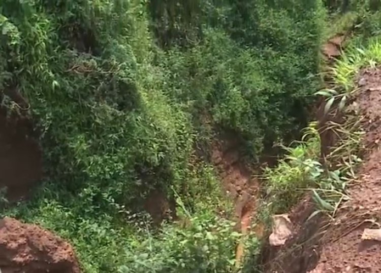 Kamonyi: Abaturage baturiye umuhanda Gihara - Nkoto barasaba ko ruhurura zihari zubakirwa