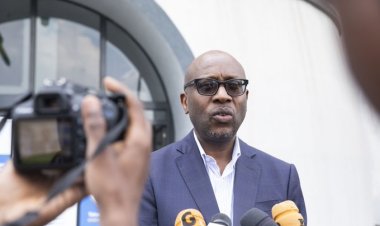 Ntabwo bikwiye ko abayobozi aribo batesha agaciro ururimi rw'Ikinyarwanda
