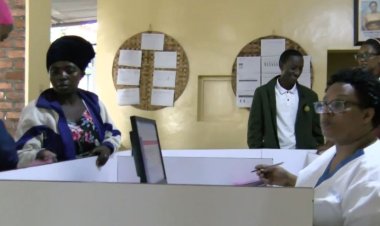 Serivise z'ikoranabuhanga mu buvuzi zagabanyije akajagari mu bigo by'ubuvuzi