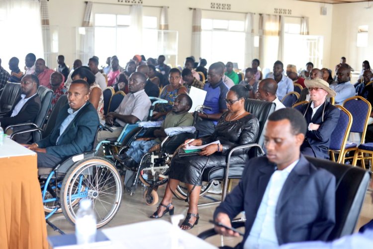 Gatsibo: Abafite ubumuga bavuga ko iby'ibarura ry'abantu bafite ubumuga babyumva kuri Radio