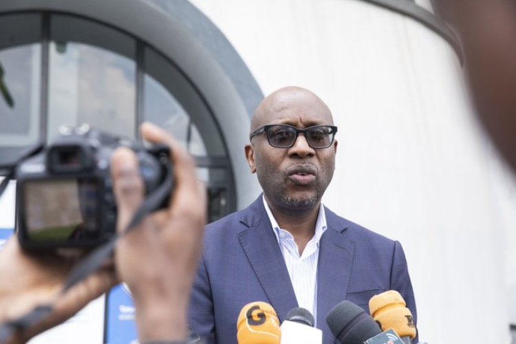 Ntabwo bikwiye ko abayobozi aribo batesha agaciro ururimi rw'Ikinyarwanda