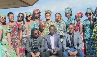 Abakora mu rwego rw'imideli n'imyambaro barashima aho uru rwego rugeze guhera mu myaka 30 ishize