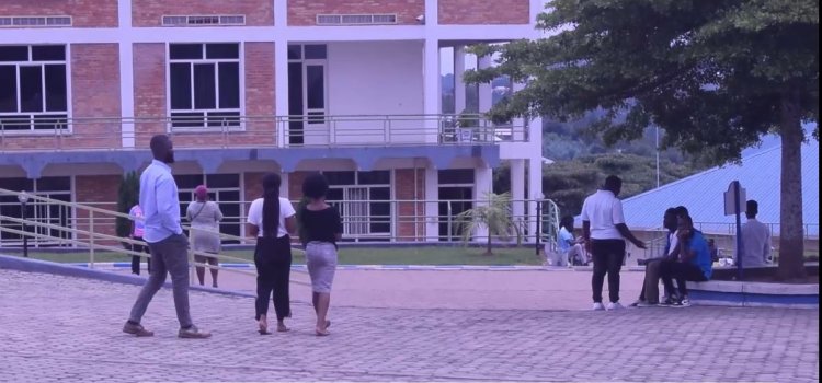 Amajyepfo: Abanyeshuri bashukishwa amanota bagahohoterwa