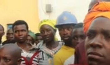 Gakenke: Hari abagore bavuga ko abagabo babo bari kwigira abasore bakabaheza ku mitungo