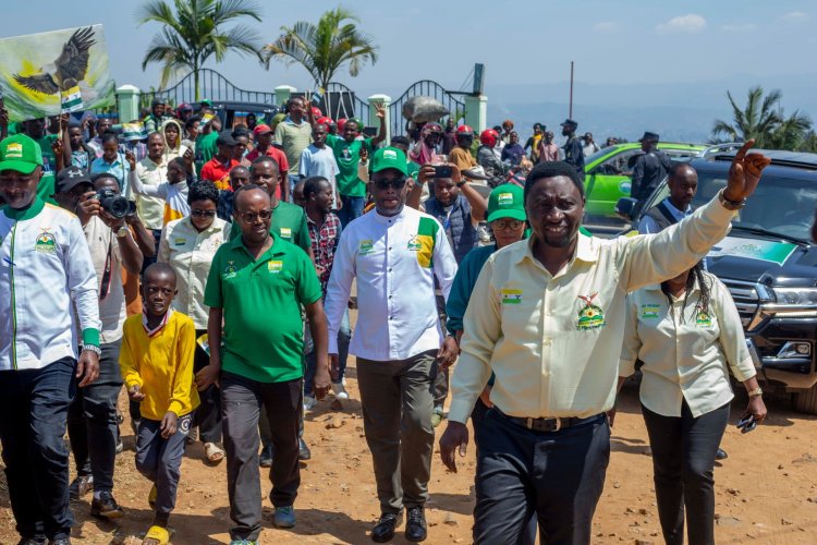 Rusizi: Green Party yijeje abaturage ishuri ryigisha gukora ubwato