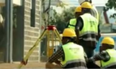 MUSANZE: abapima ubutaka bahawe ubumenyi ku ikoranabuhanga rikemura ibibazo byo muri serivise z’ubutaka