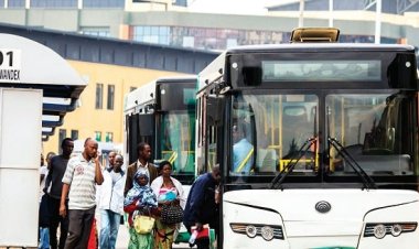 Amaso yaheze mu kirere kuri gahunda yo kwishyura amafaranga ahwanye n’urugendo.