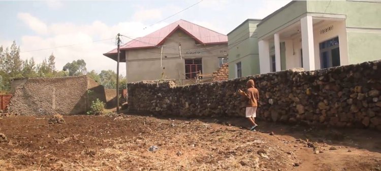 Musanze: Hari abaturage bo mu murenge wa Muhoza bashinja ubuyobozi guteza akajagari mu myubakire