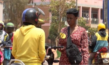 Abaturage barinubira abakomeje kuvanga indimi z’amahanga n’ururimi rw’ikinyarwanda