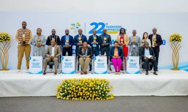 Amajyepfo: Ikigo cy'imisoro n'amahoro cyashimiye abasora bitwaye neza