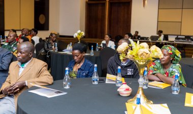 Abaturage batewe inkunga n'umushinga Spark microgrants barishimira ko biteje imbere