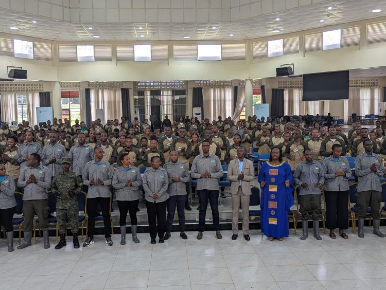 Burera: Abanyeshuli bayoboye abandi muri kaminuza bari gutozwa indangagaciro