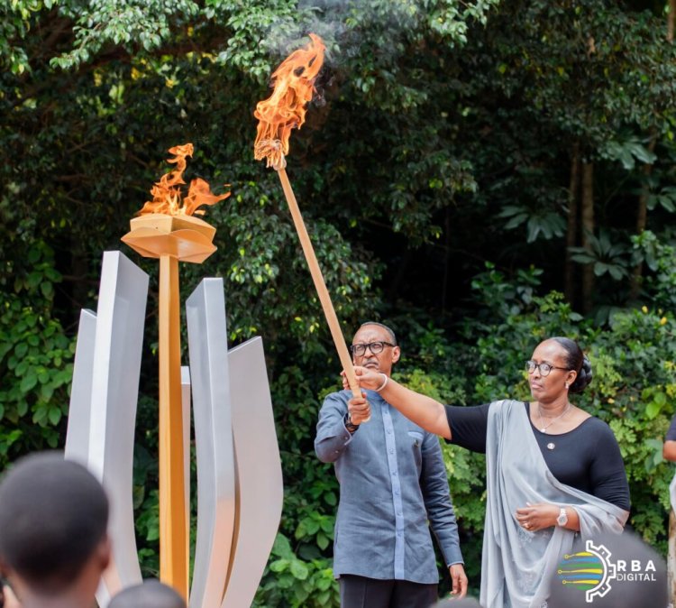 #Kwibuka31: Perezida Kagame na Madamu Jeannette batangije igikorwa cyo kwibuka bacana urumuri rw'icyizere