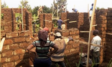 Umujyi wa Kigali uributsa abubakisha amatafari ya Rukarakara gukoresha abafundi babihuguriwe