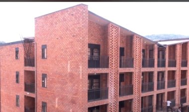 Mpazi: Abatujwe mu mazu mashya barashima, bagasaba guhabwa ibyangombwa vuba