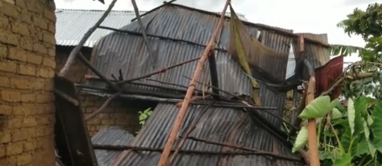 Rubavu: Abatishoboye basenyewe n'umuyaga uva mu birunga barasaba kugobokwa