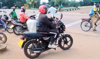 Huye: Abamotari baratabaza kubera kwishyuzwa 100 Frw aho bahagarara hose