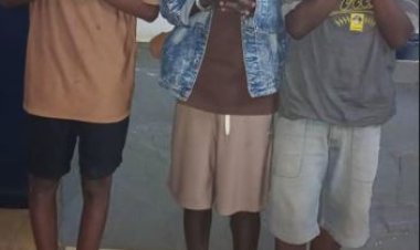 Nyarugenge: Polisi yafashe abajura 10 bibaga abaturage babateze bakanabakomeretsa