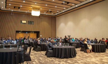 Ubwisanzure buri kubangamirwa cyane ku mbuga nkoranyambaga