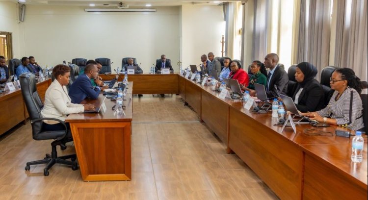 Ikigo cy'igihugu gishinzwe ikoranabuhanga mu itumanaho n'isakazabumenyi cyasabwe ubusobanuro ku bibazo birimo