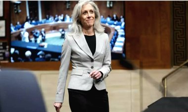 Trump yirukanye umuyobozi ataramara ukwezi amushyize mu nshingano