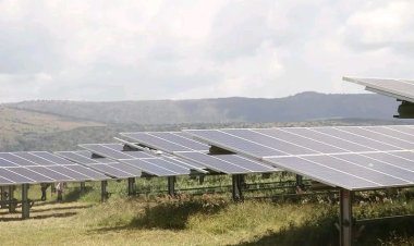 Abanyarwanda barasabwa gukoresha ingufu zisubira mu ngo zabo