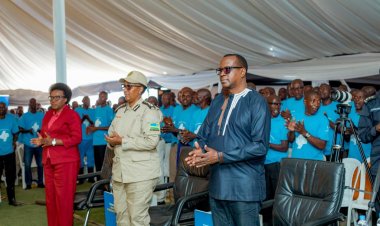 Minisitiri Dr. Jean Damascène Bizimana yifatanyije na RCS gusoza amahugurwa y'abagororwa bitegura gutaha (Amafoto)