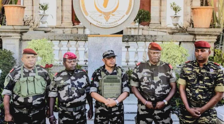 Madagascar: Col Randrianirina yasubiye ku mvugo mbere yo kurahirira kuyobora inzibacyuho