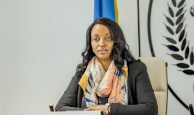 Hagaragajwe ishusho ijyanye n'uko ifaranga ry'u Rwanda ritakaza agaciro