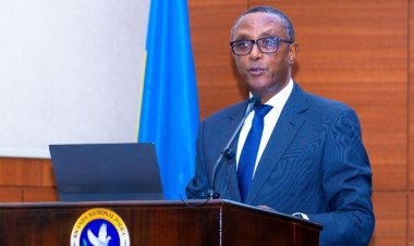 Minisitiri Dr Biruta yasabye Abapolisi gukomeza kurangwa n’imikorere ya kinyamwuga