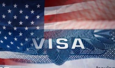 Amerika yakuyeho viza zirenga ibihumbi 100 mu rugamba rwo guhashya abimukira