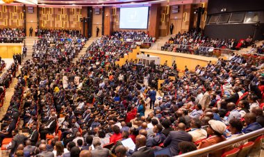 Inama y’Igihugu y’Umushyikirano 20: Abayobozi bakuru b'igihugu n'abaturage mu kuganira ku iterambere ry'igihugu ( Amafoto)