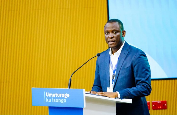 Inzego z’ibanze zirasabwa kunoza imikorere no kwihutisha serivisi, umuturage agashyirwa ku isonga (amafoto)